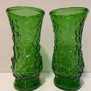 Vintage Hoosier Mid Century green Crinkle Glass Vase